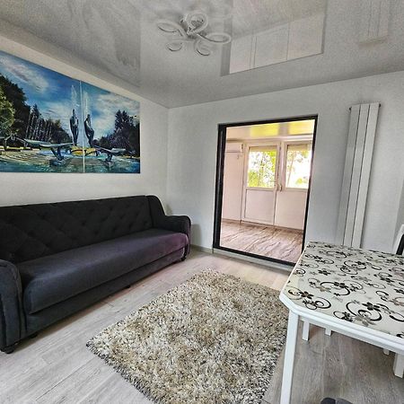 Blue Apartament Brăila Eksteriør bilde