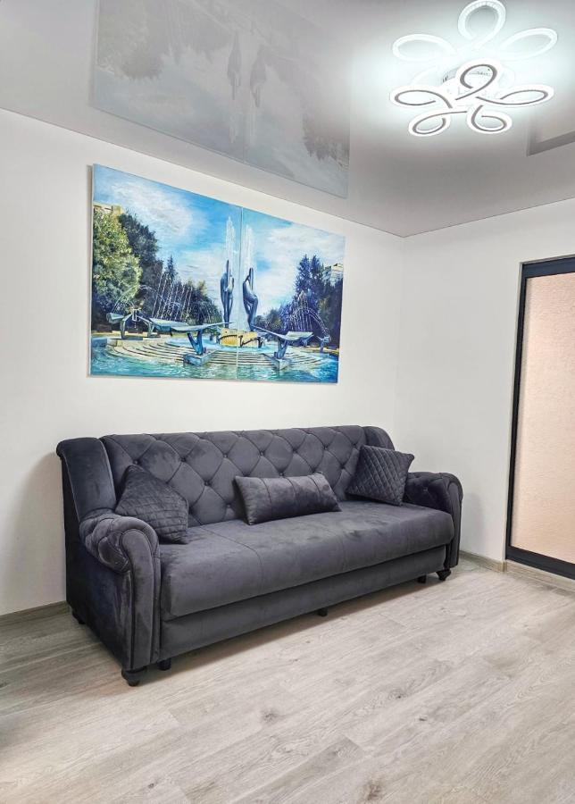 Blue Apartament Brăila Eksteriør bilde